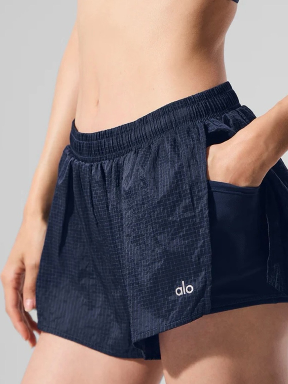 ALO Yoga Navy Textured Split-Layer Game Time Athletic Shorts Small